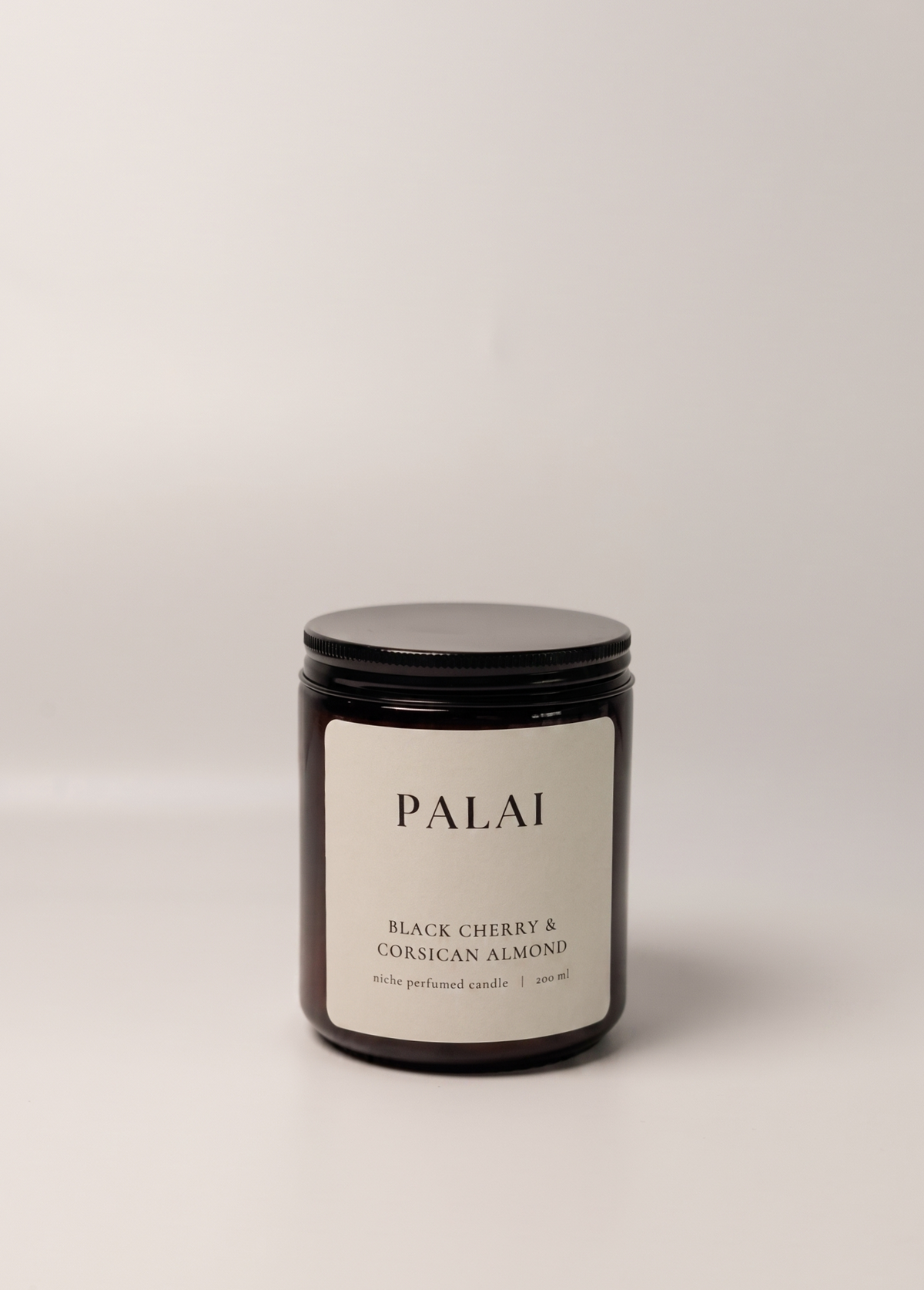 Aroma candle BLACK CHERRY & CORSIVAN ALMOND